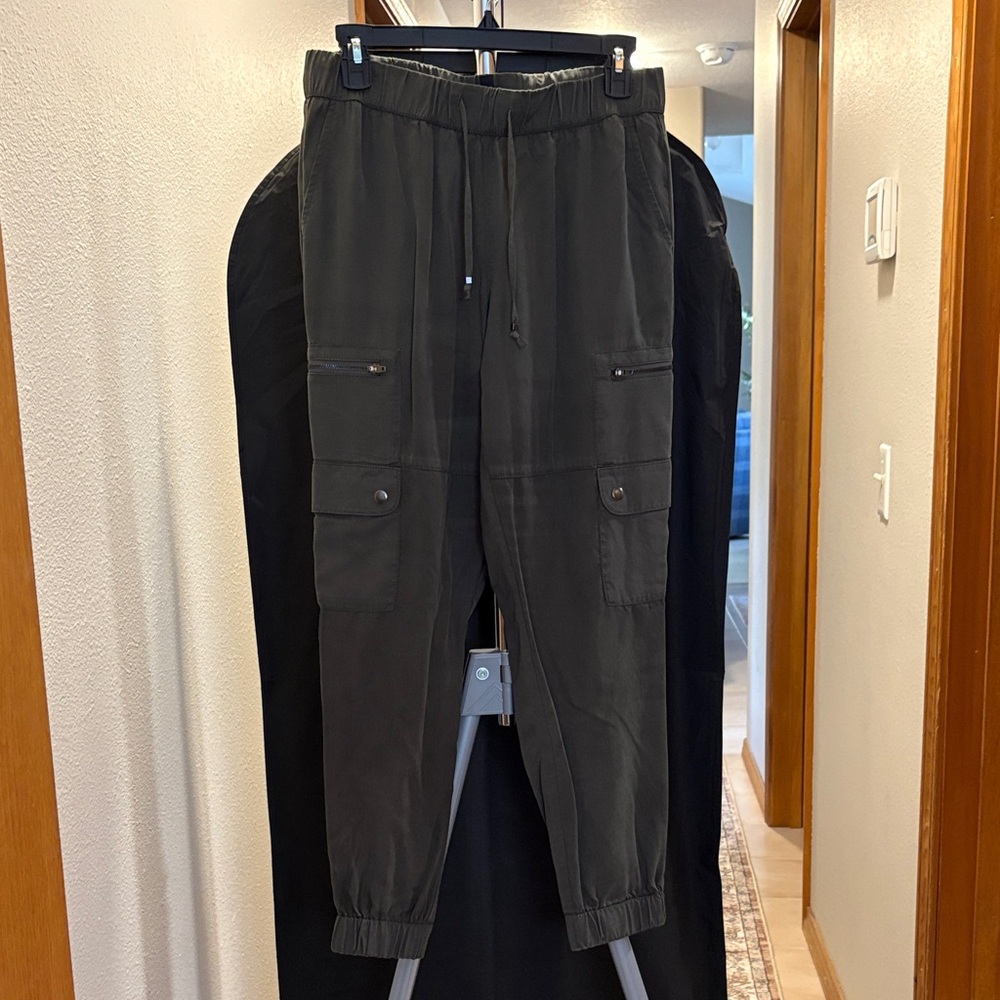 Cargo Jogger Pants - Elastic Waist, Zipper & Snap Pockets